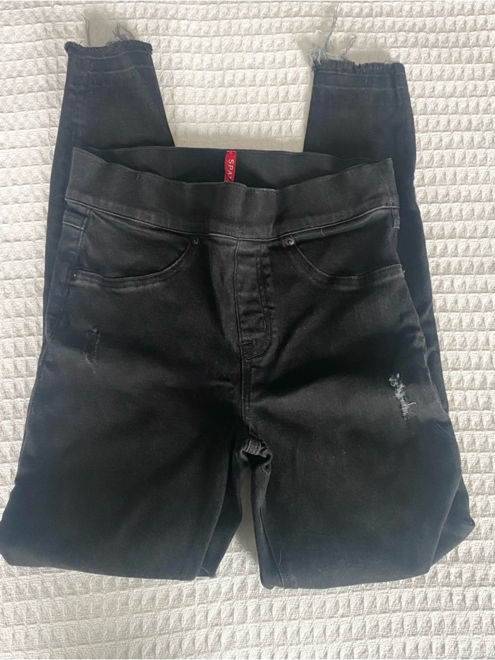 SPANX Black Women's Distressed Skinny Pull-on Jeans Small